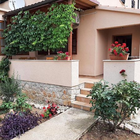 Apartment Sare Betina  Exterior photo