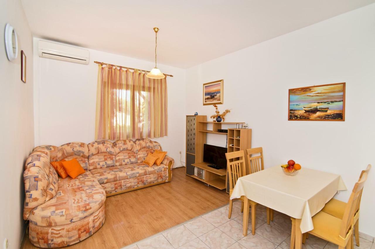 Apartment Sare Betina  Exterior photo